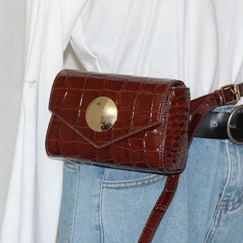 Vintage Style Brown Alligator Pattern Belt Bag